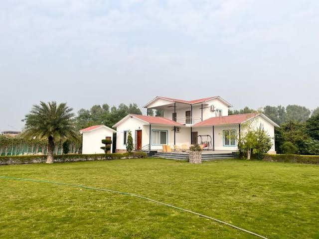 Land & Property Gallery